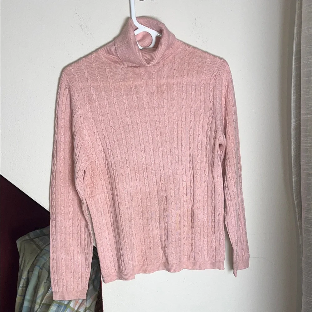 Sutton/Studio Pink Silk Cashmere Cable Knit Turtleneck‎ Sweater M
